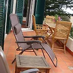 Charmoso No Funchal, Com Grande Jardim E Vista Esplendida *