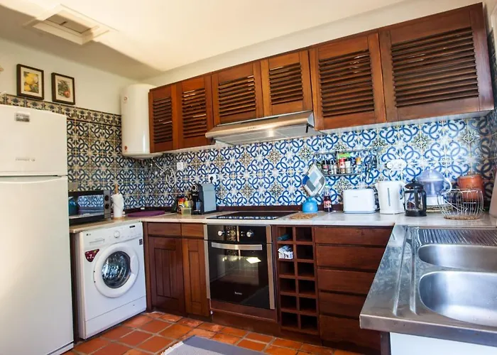 Charmoso No Funchal, Com Grande Jardim E Vista Esplêndida Appartement