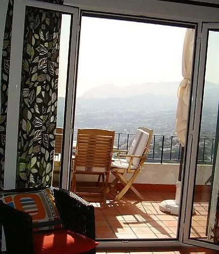 Appartement Charmoso No Funchal, Com Grande Jardim E Vista Esplêndida